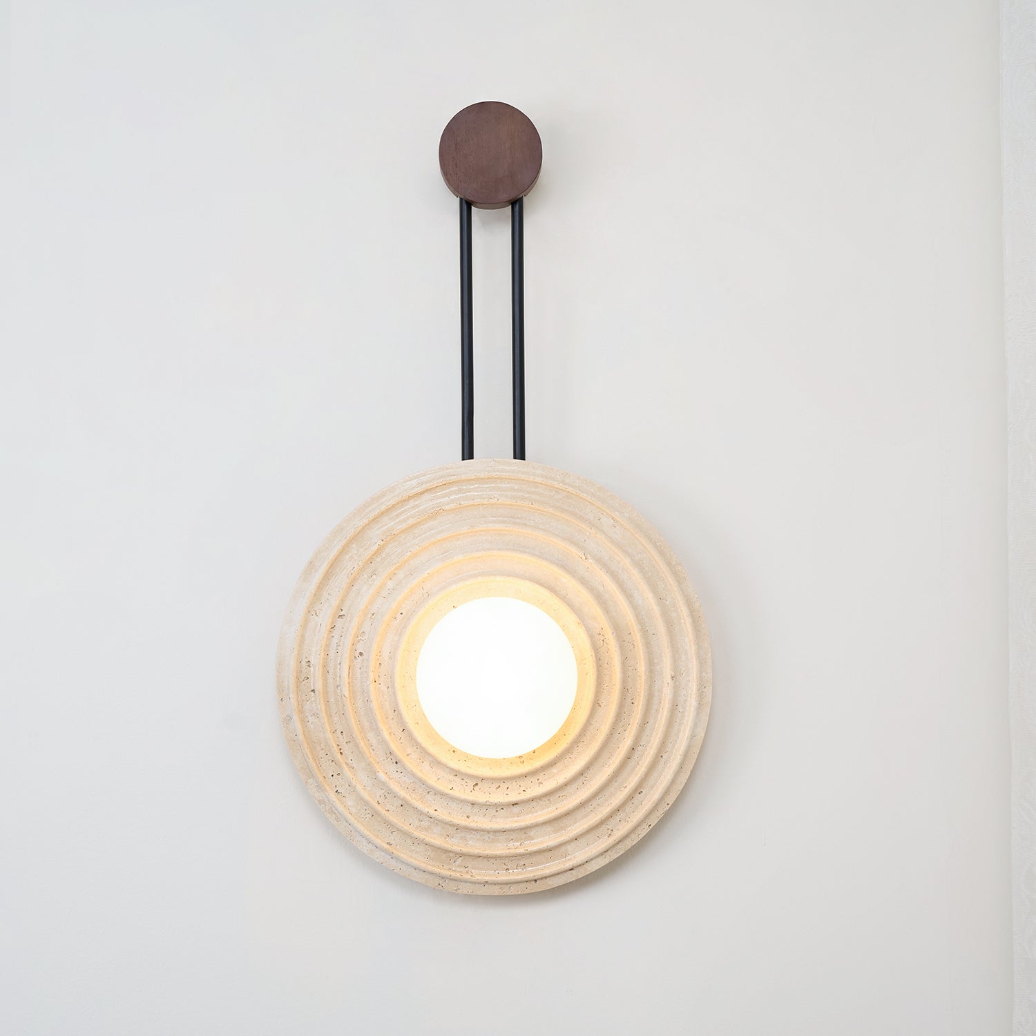 Isoror Spiral-Ring Travertine Wall Light
