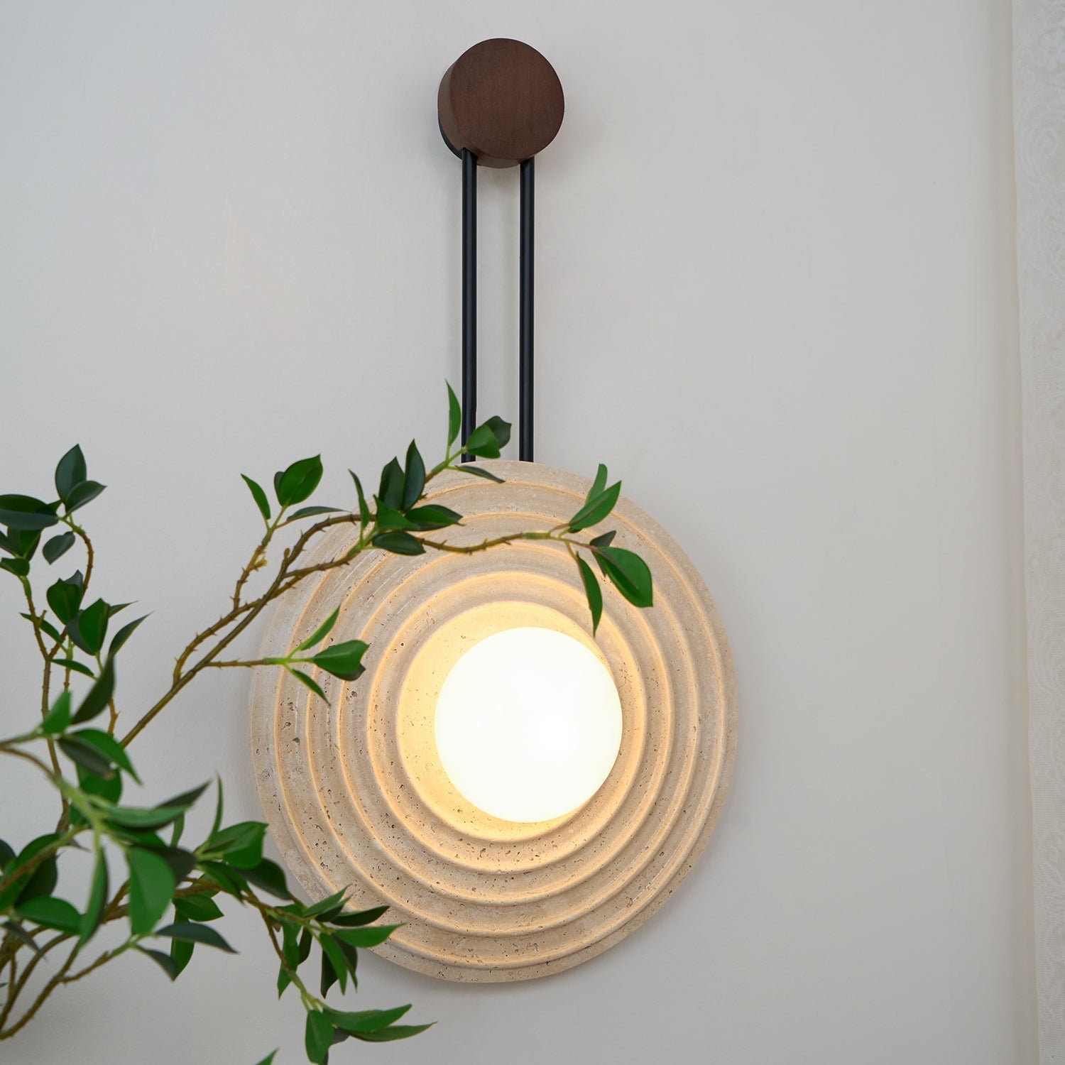 Isoror Spiral-Ring Travertine Wall Light