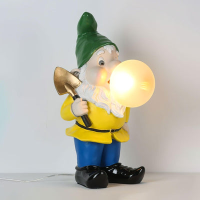 Brisa Resin Playful Table Lamp
