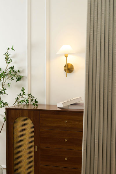 Orelisira Wall Lamp