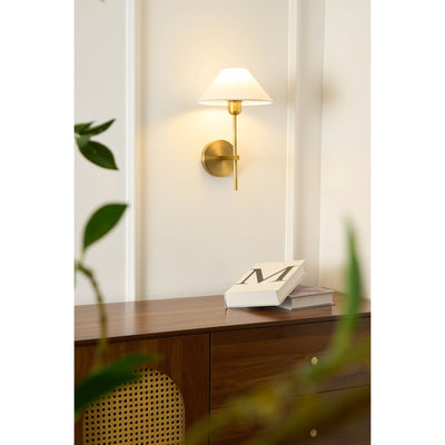 Orelisira Wall Lamp