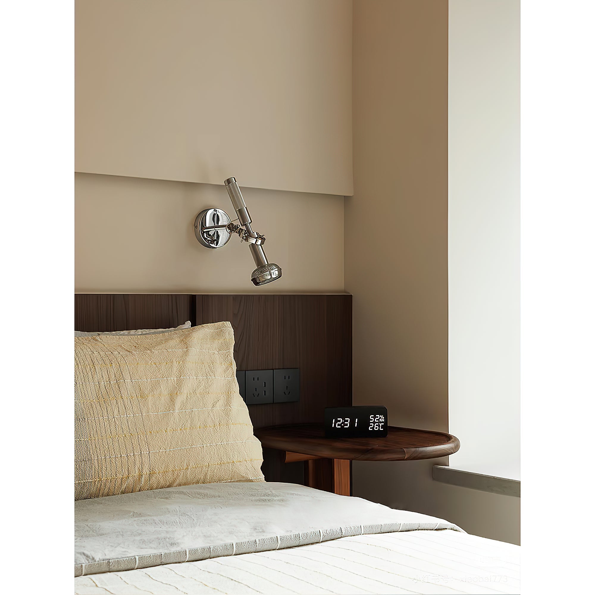 Halva Wall Lamp