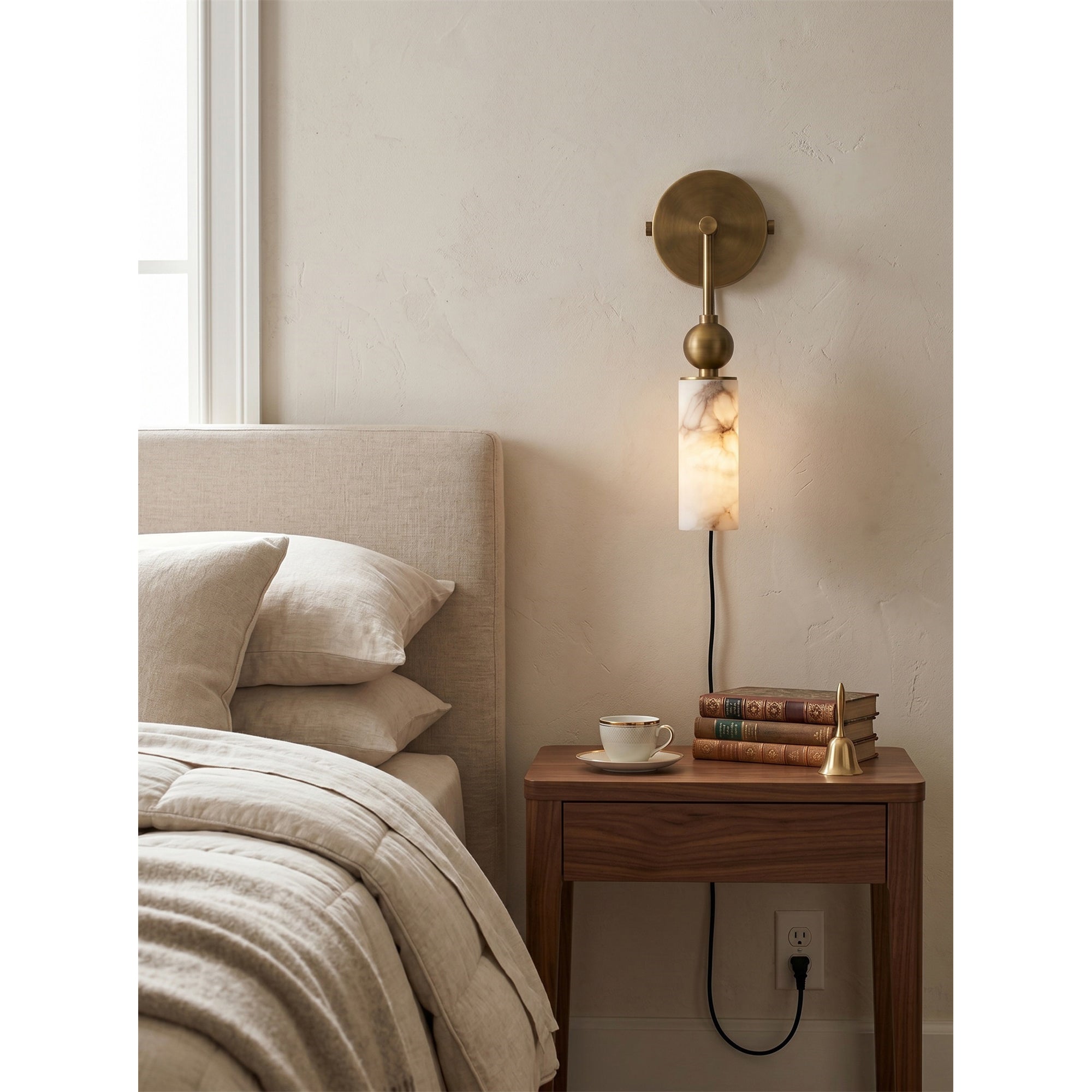 Eiraina Alabaster Plug-in Wall Sconce
