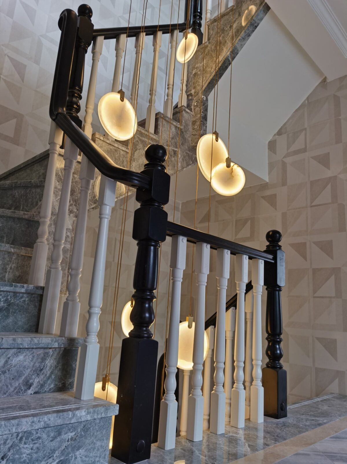 Lynore Alabaster Pendant Light
