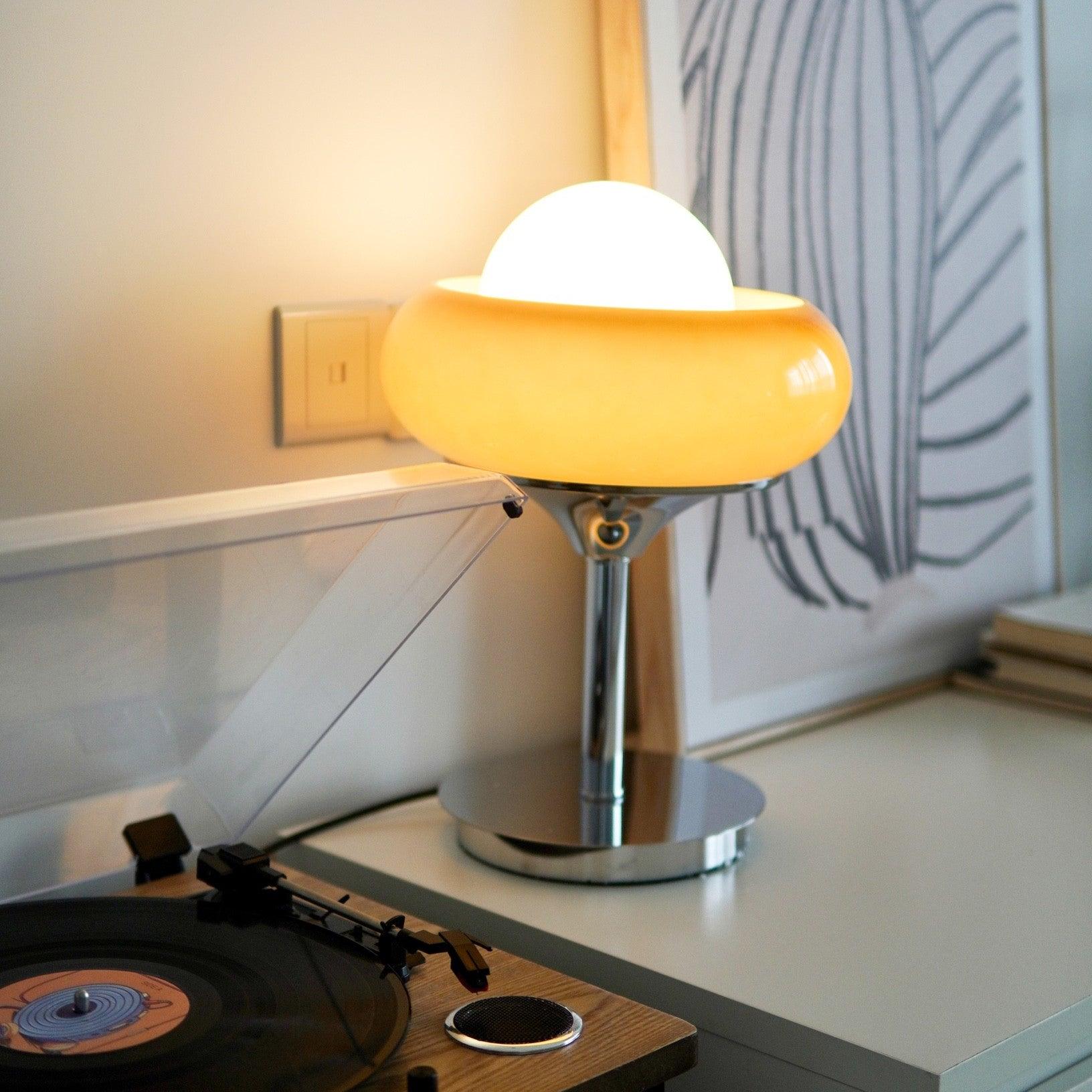 Solise Glass Retro Table Lamp