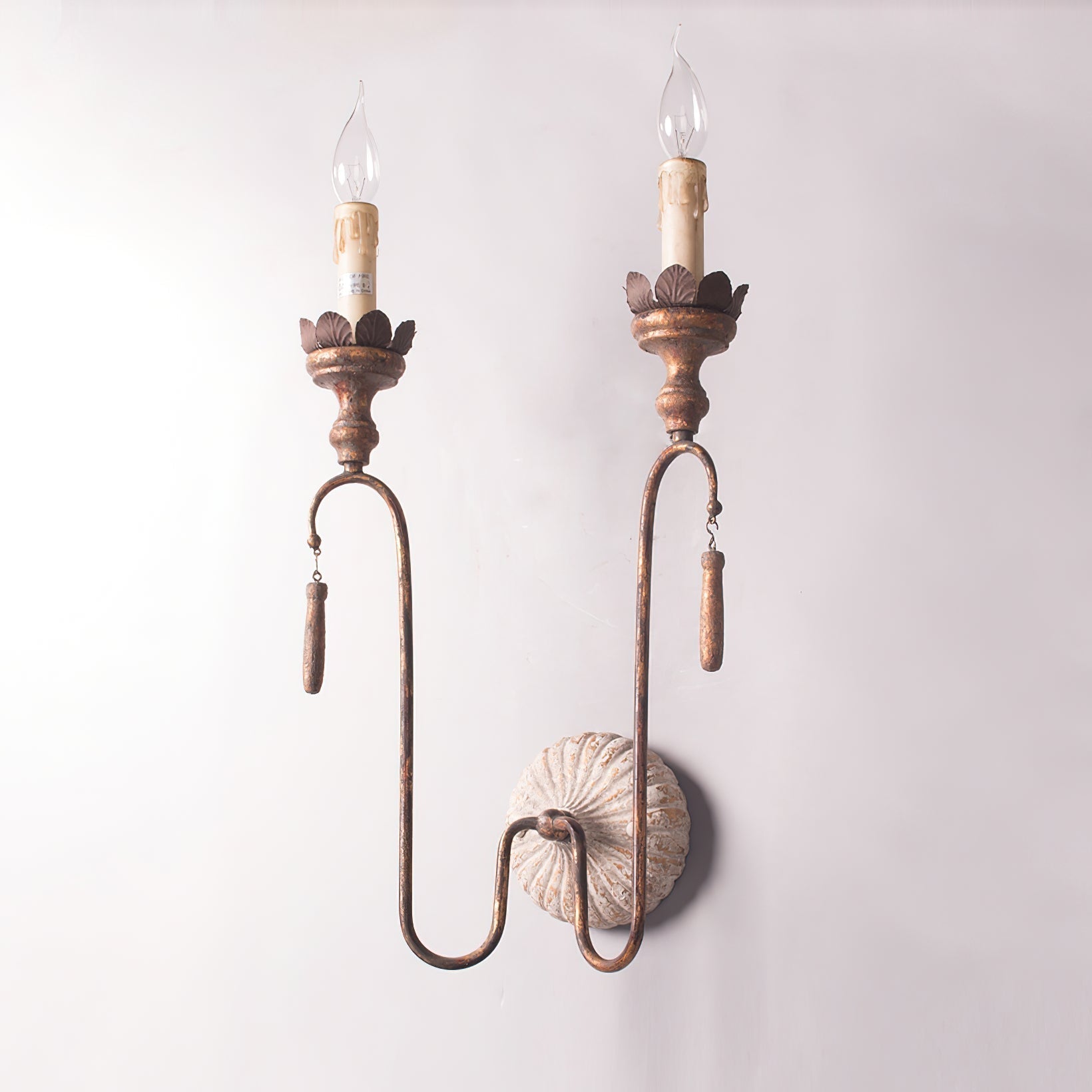 Avelaris Wall Lamp