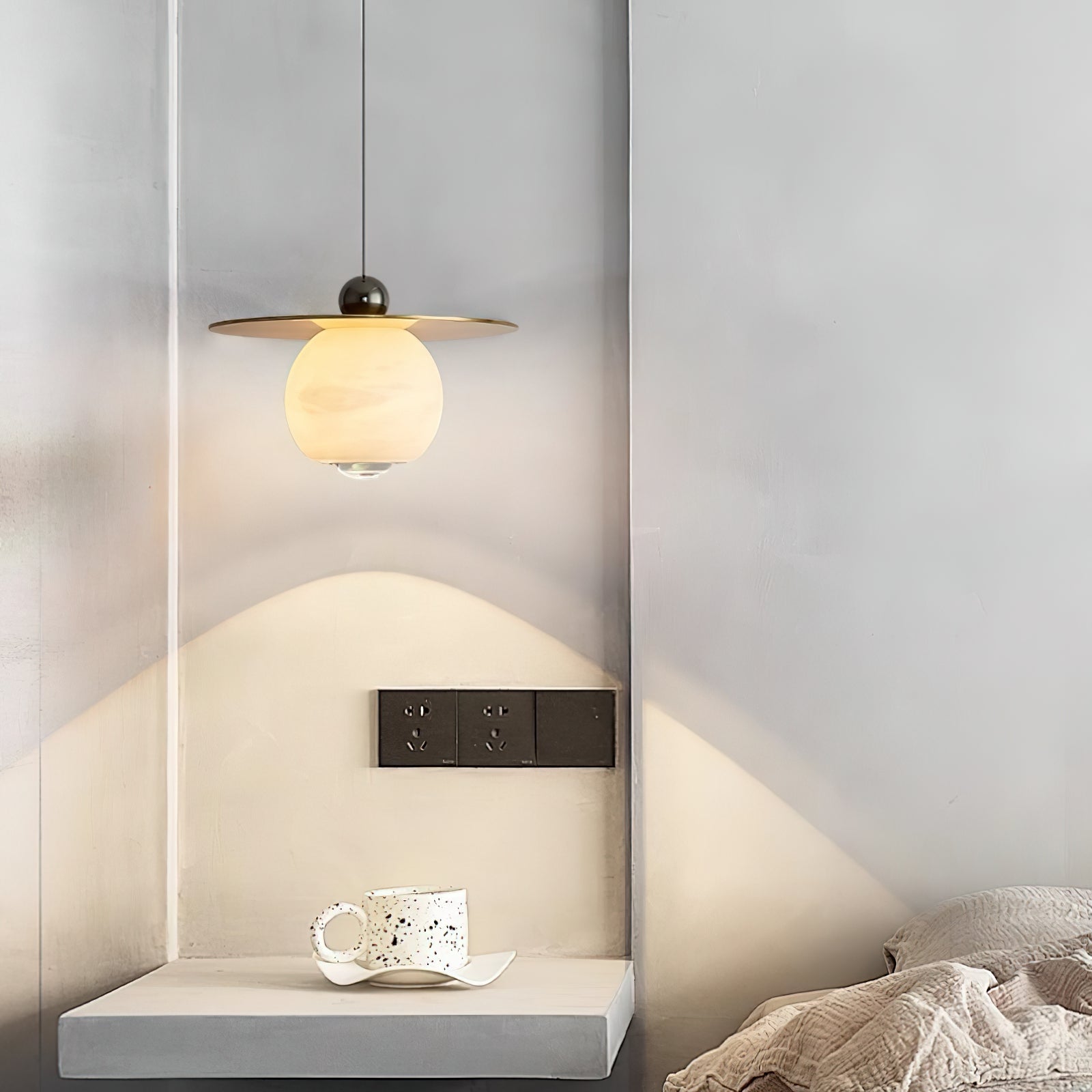 Orelorelia Pendant Light