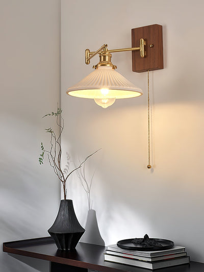 Umeris Elegance Vintage Walnut Wall Lamp