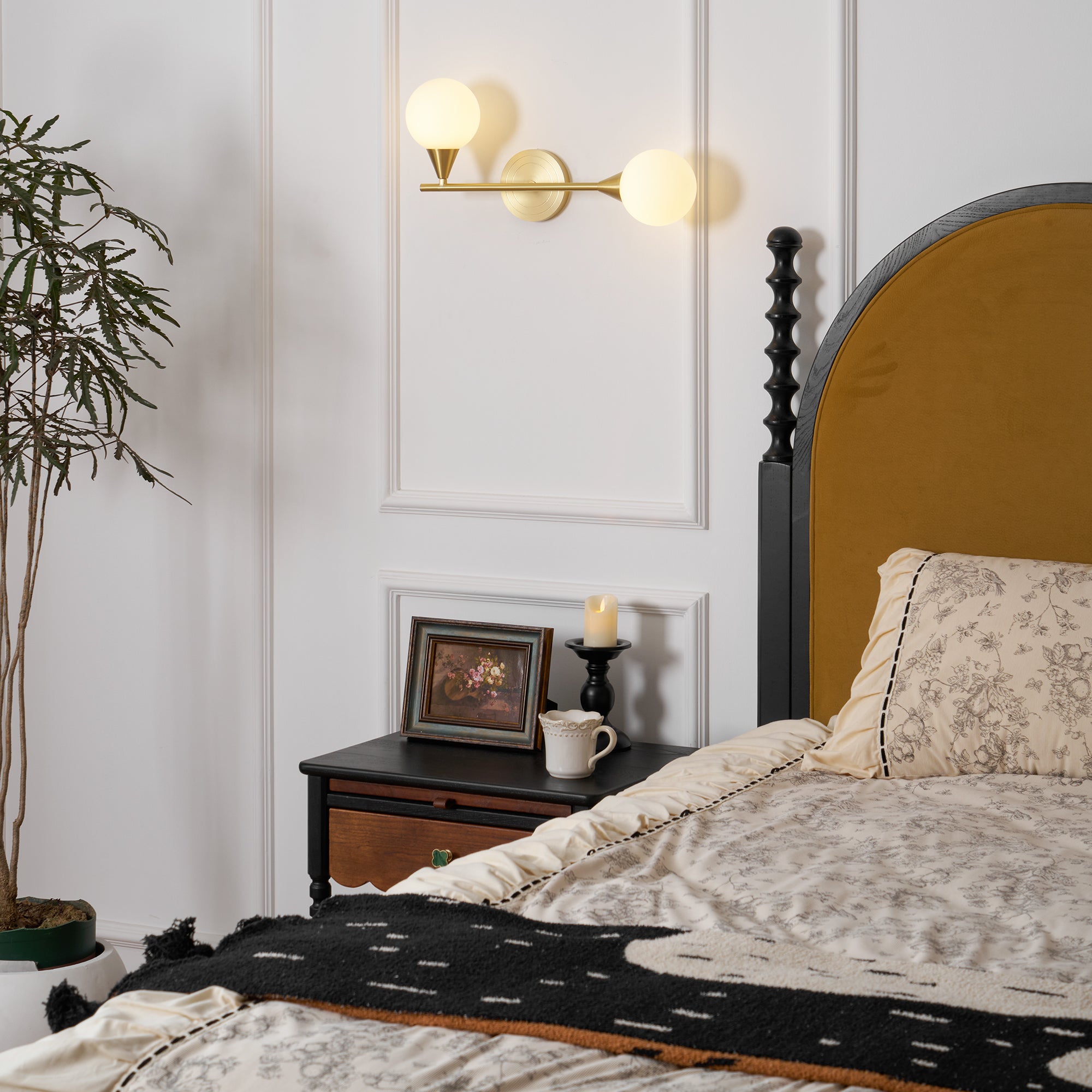 Orbilist Wall Lamp