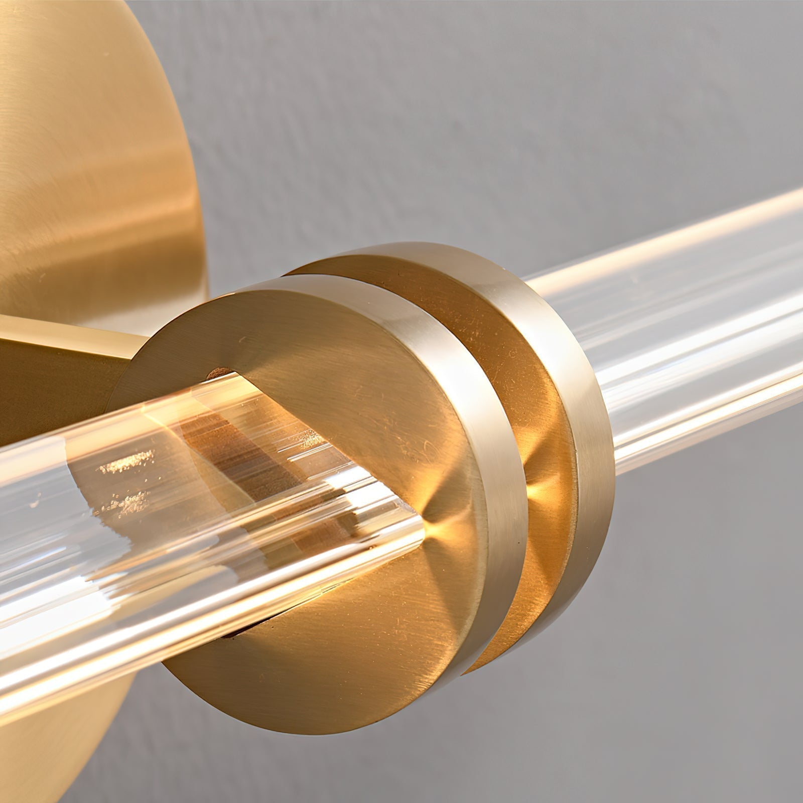 Eliot Wall Lamp