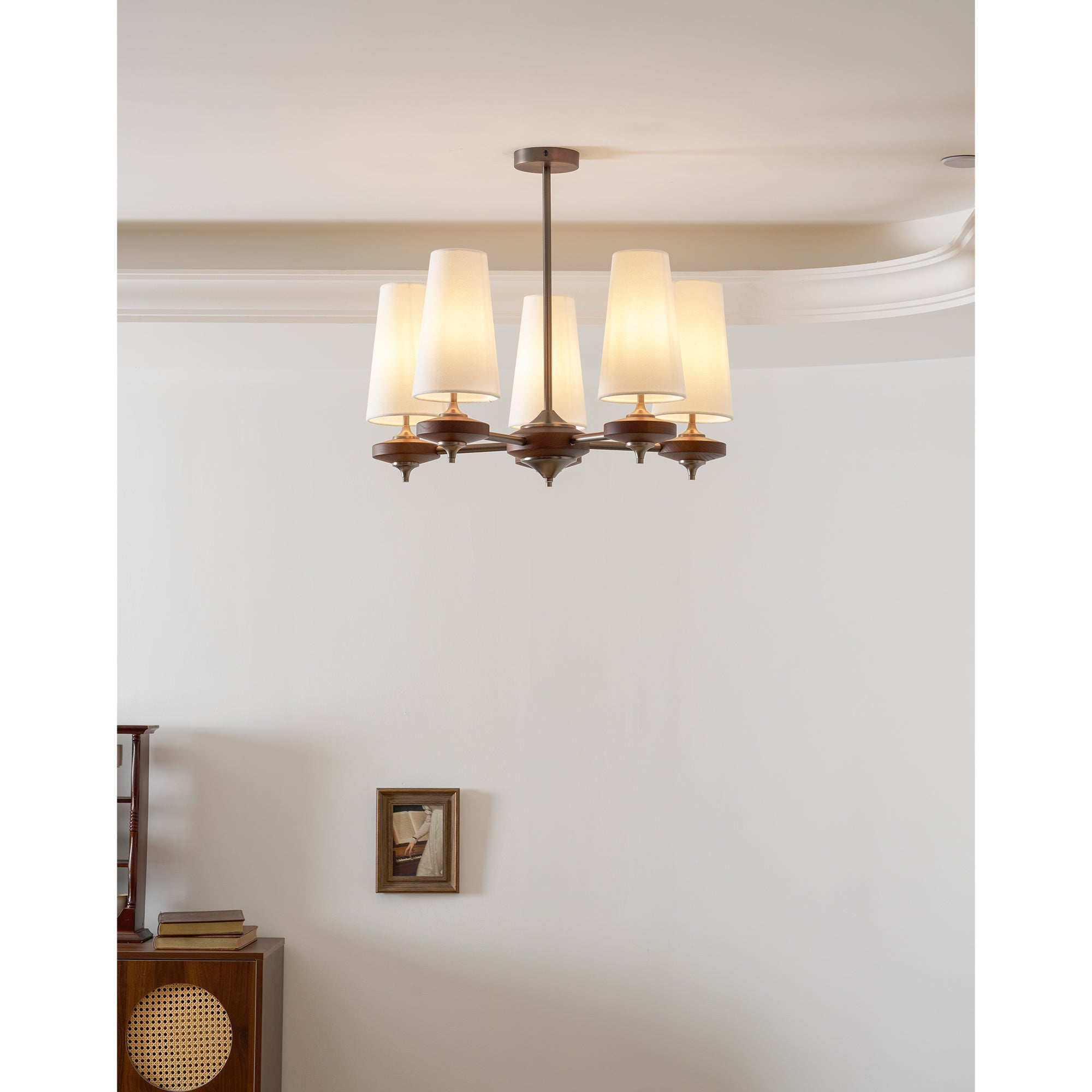Pinewick Hour Rho Chandelier