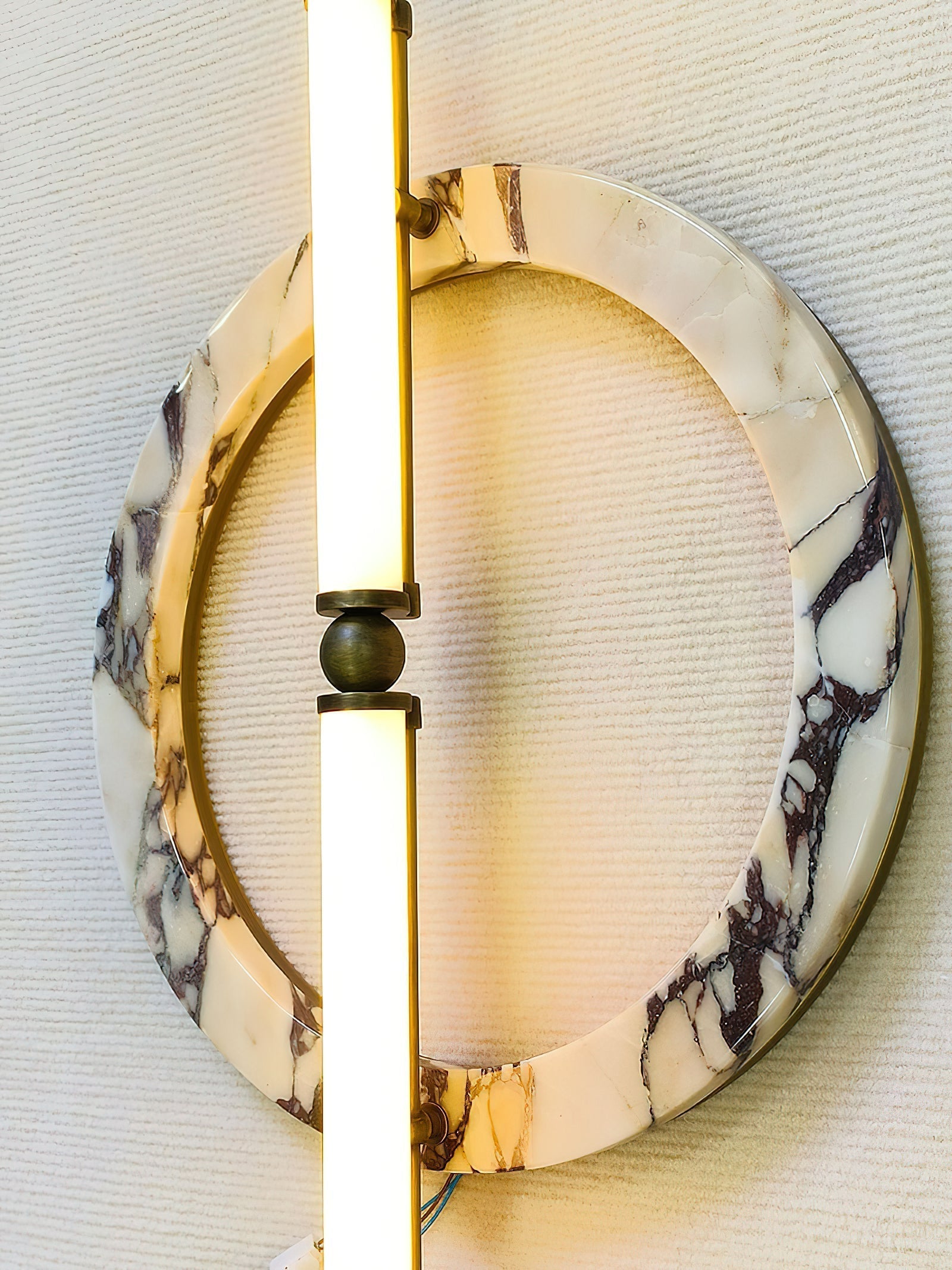 Miyal Wall Lamp