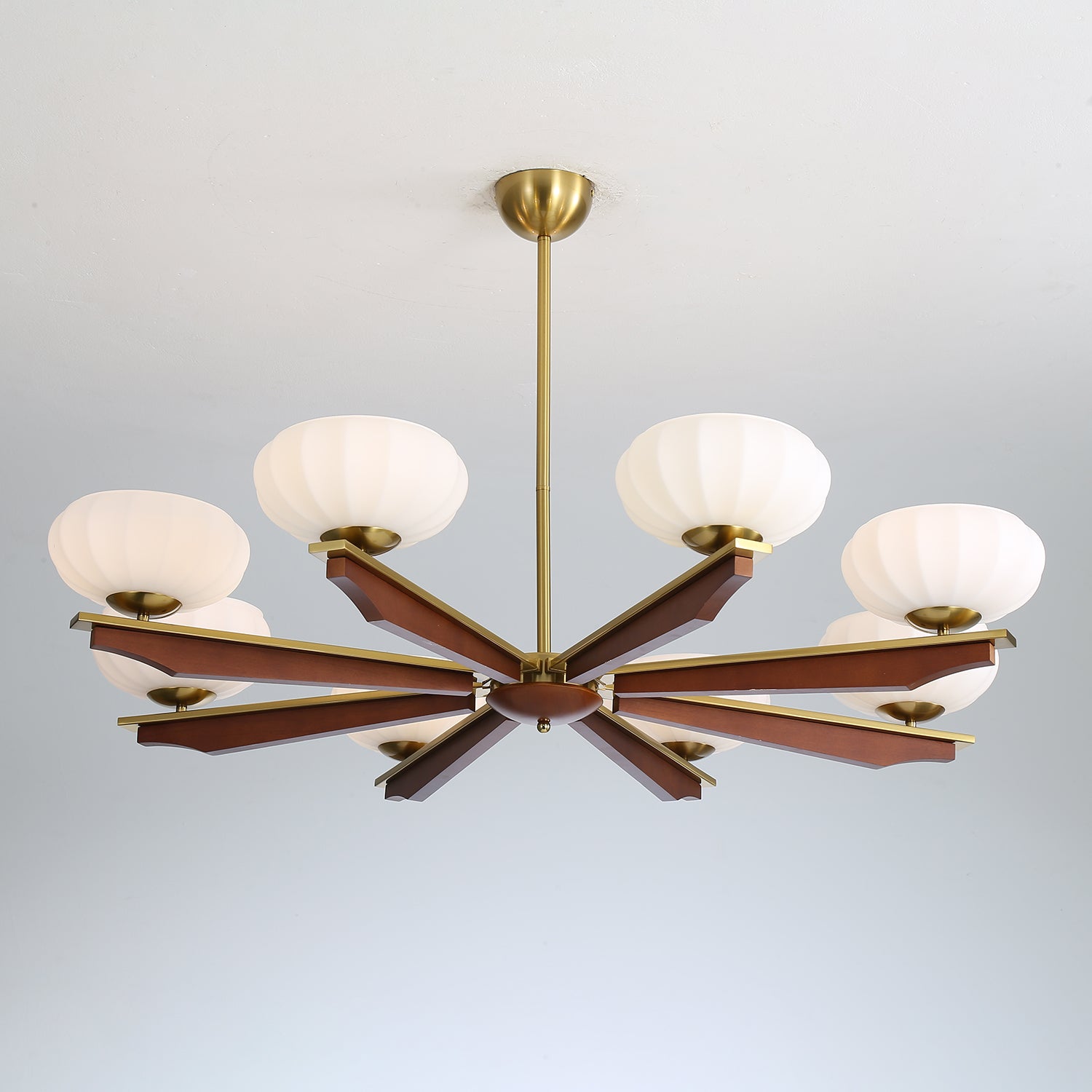 Uzoror Traditional Elegance Vintage Wood Chandelier