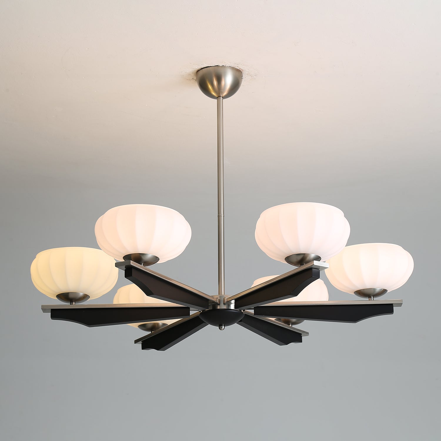 Uzoror Traditional Elegance Vintage Wood Chandelier