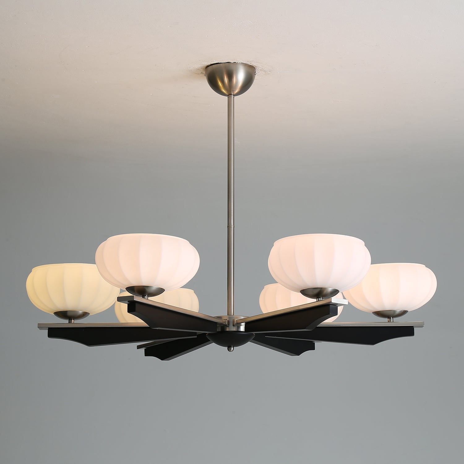Uzoror Traditional Elegance Vintage Wood Chandelier