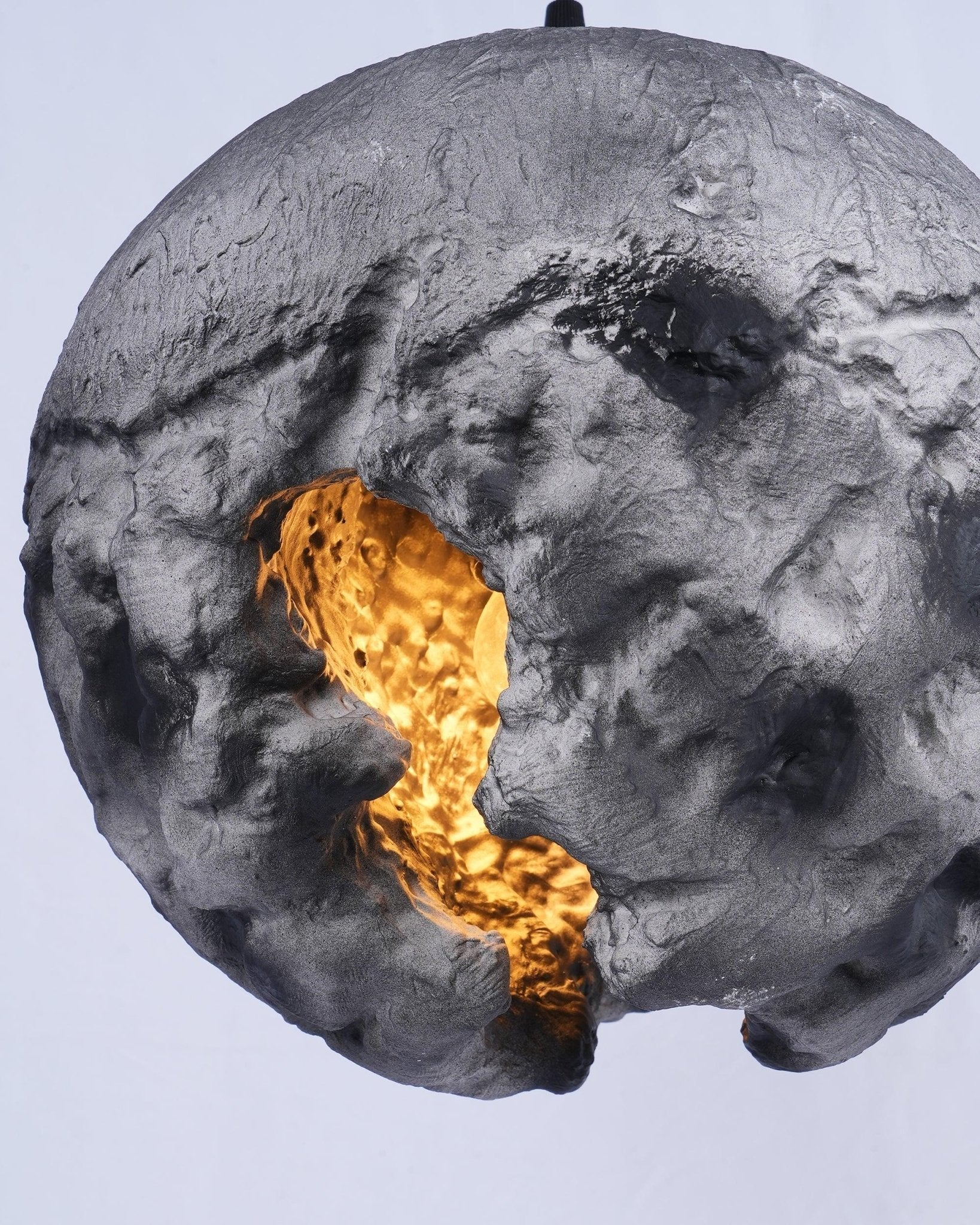 Ilphaara Irregular Planet Plastic Pendant Lamp
