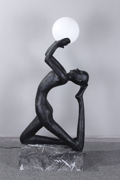 Evvinyra Contorted Black Floor Lamp