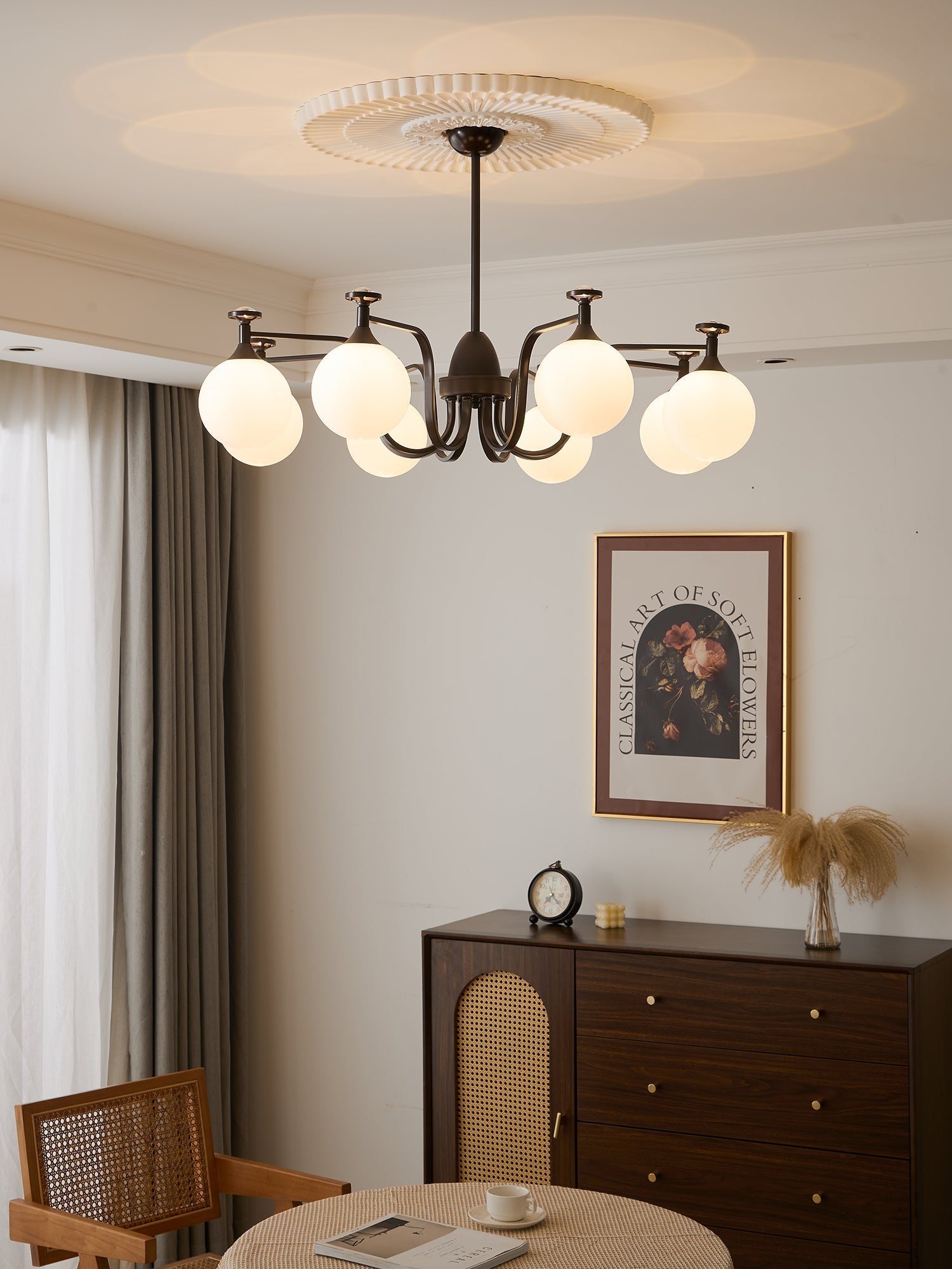 Zotheira Elegance Vintage Glass Chandelier