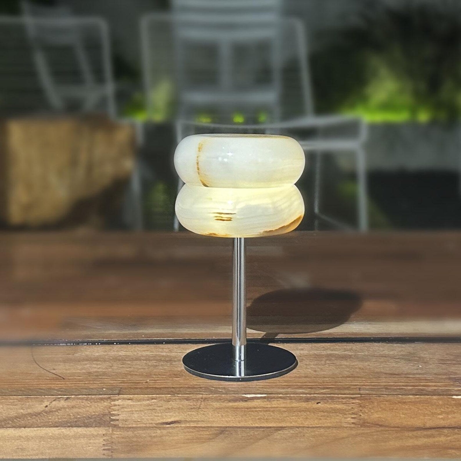 Nivaraine Alabaster Donut Table Lamp