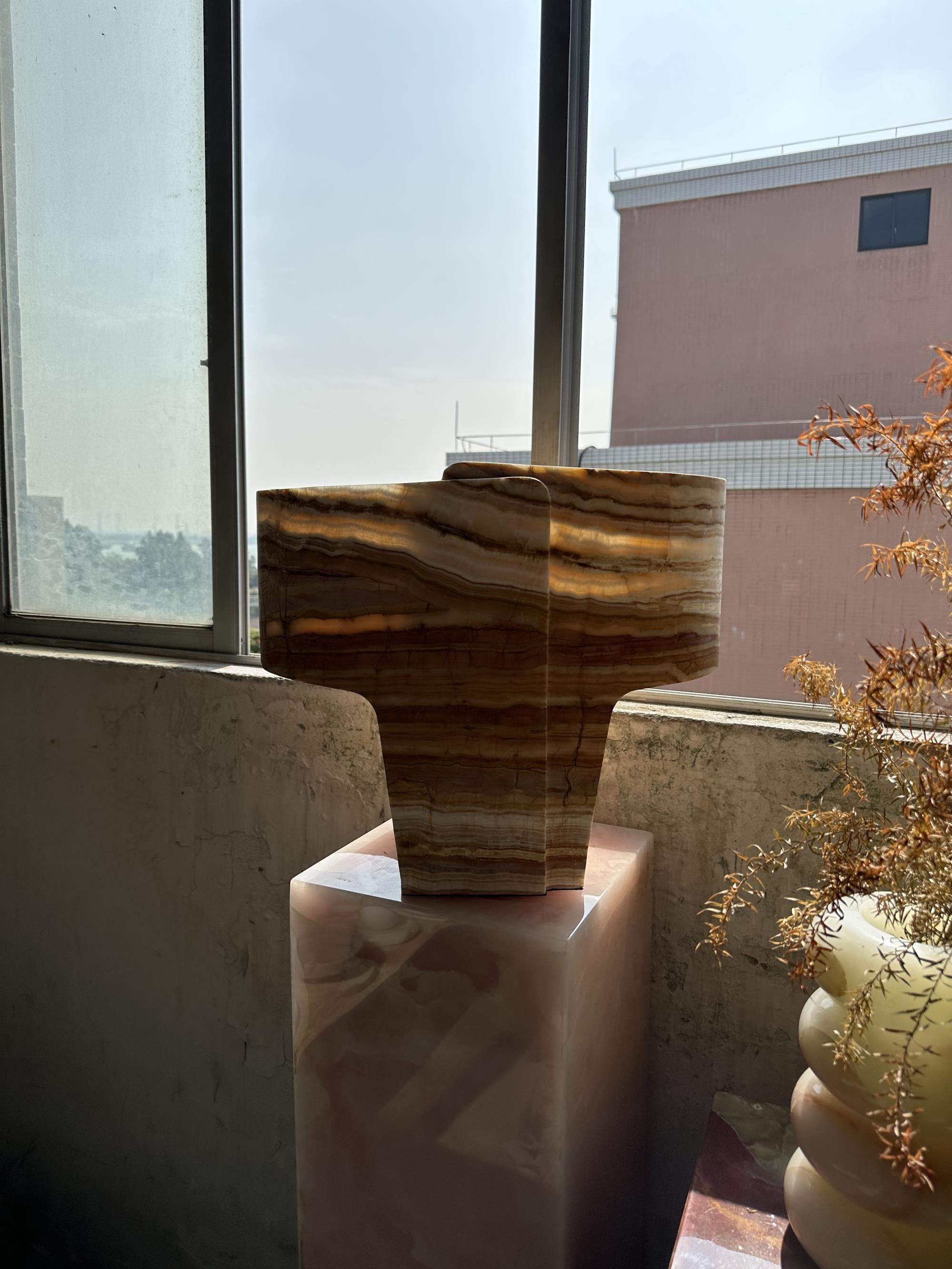 Siaria Texture Table Lamp