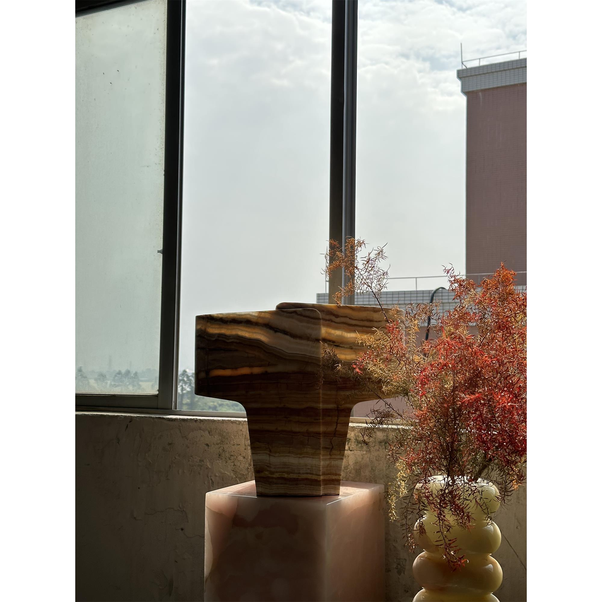 Siaria Texture Table Lamp