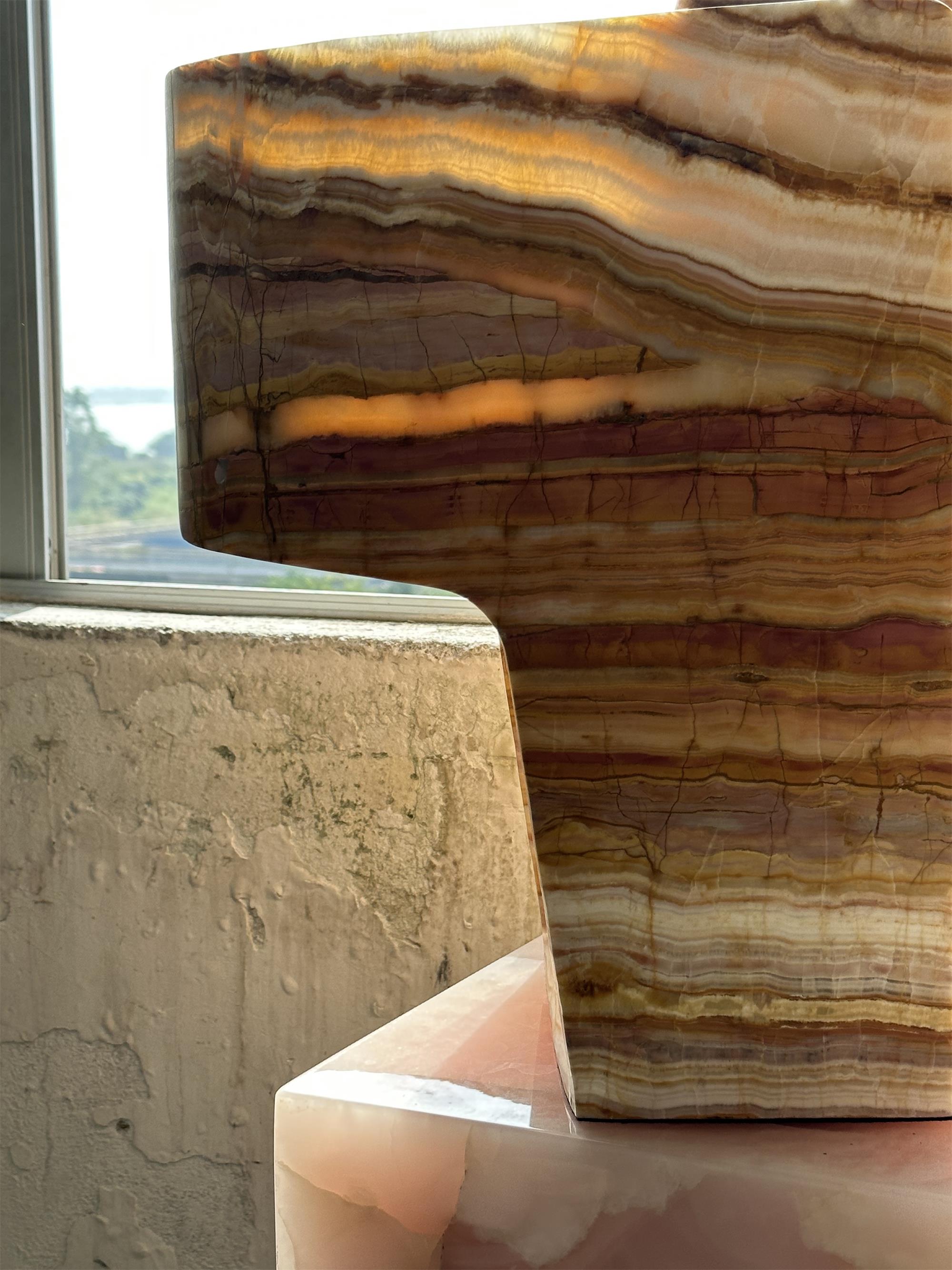 Siaria Texture Table Lamp