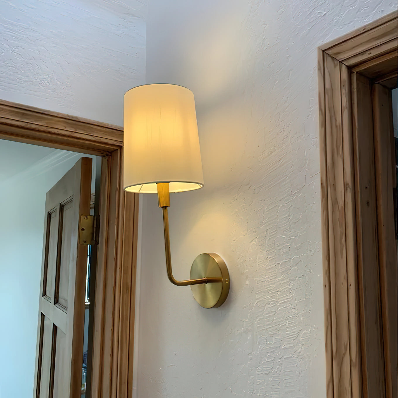 Viraelenne Wall Lamp