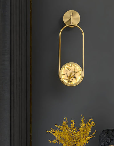 Casaraine Luxe Brass Wall Light