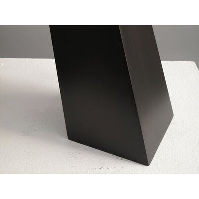 Avenalora Obelisk Table Lamp
