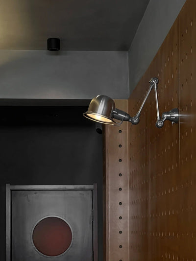 Vaughan Wall Lamp