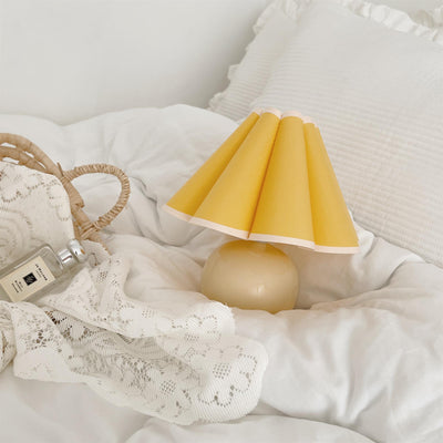Nirixon Fabric Whimsical Table Lamp