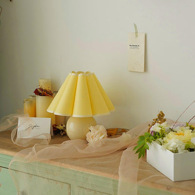 Nirixon Fabric Whimsical Table Lamp