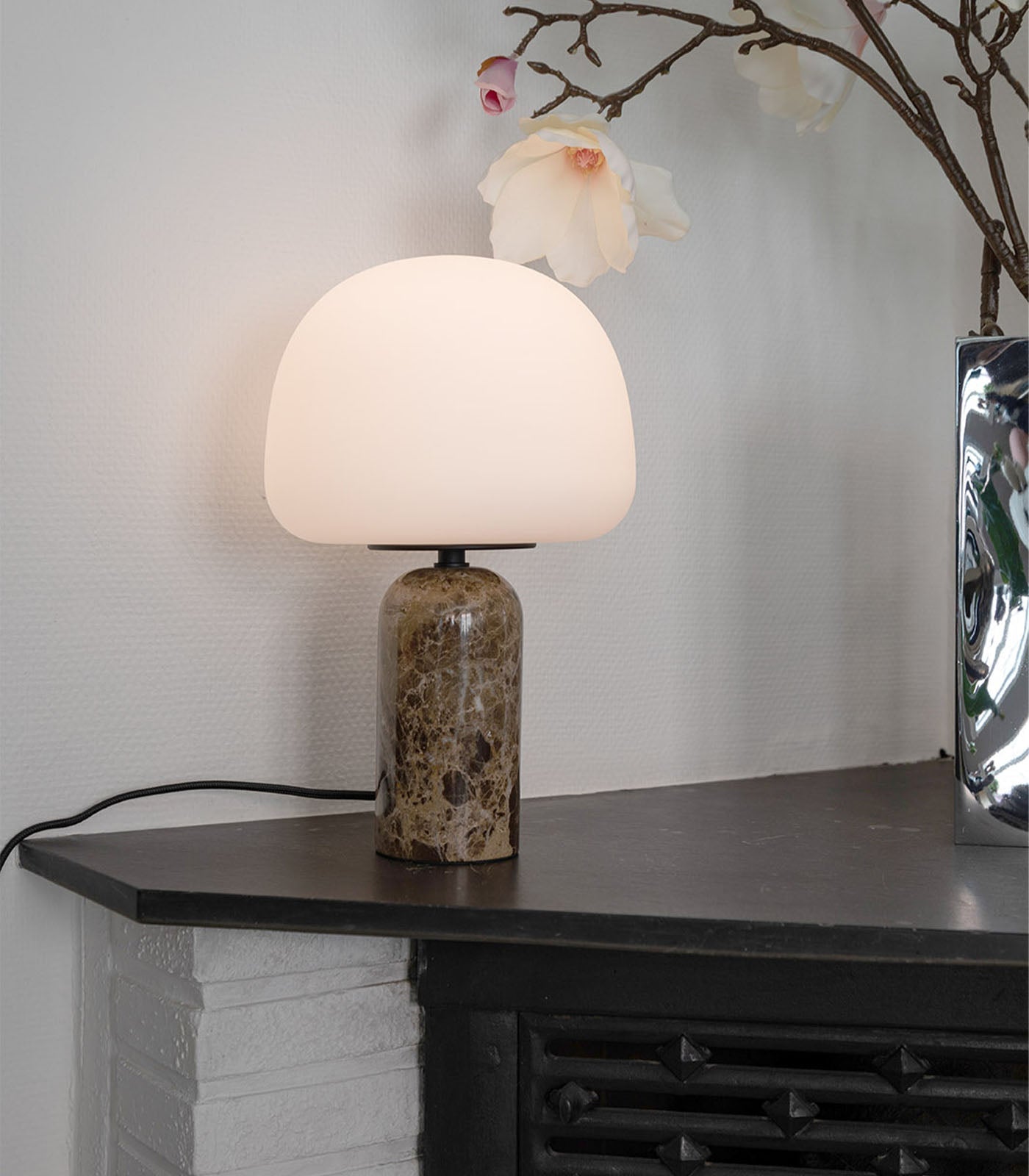 Aulio Table Lamp