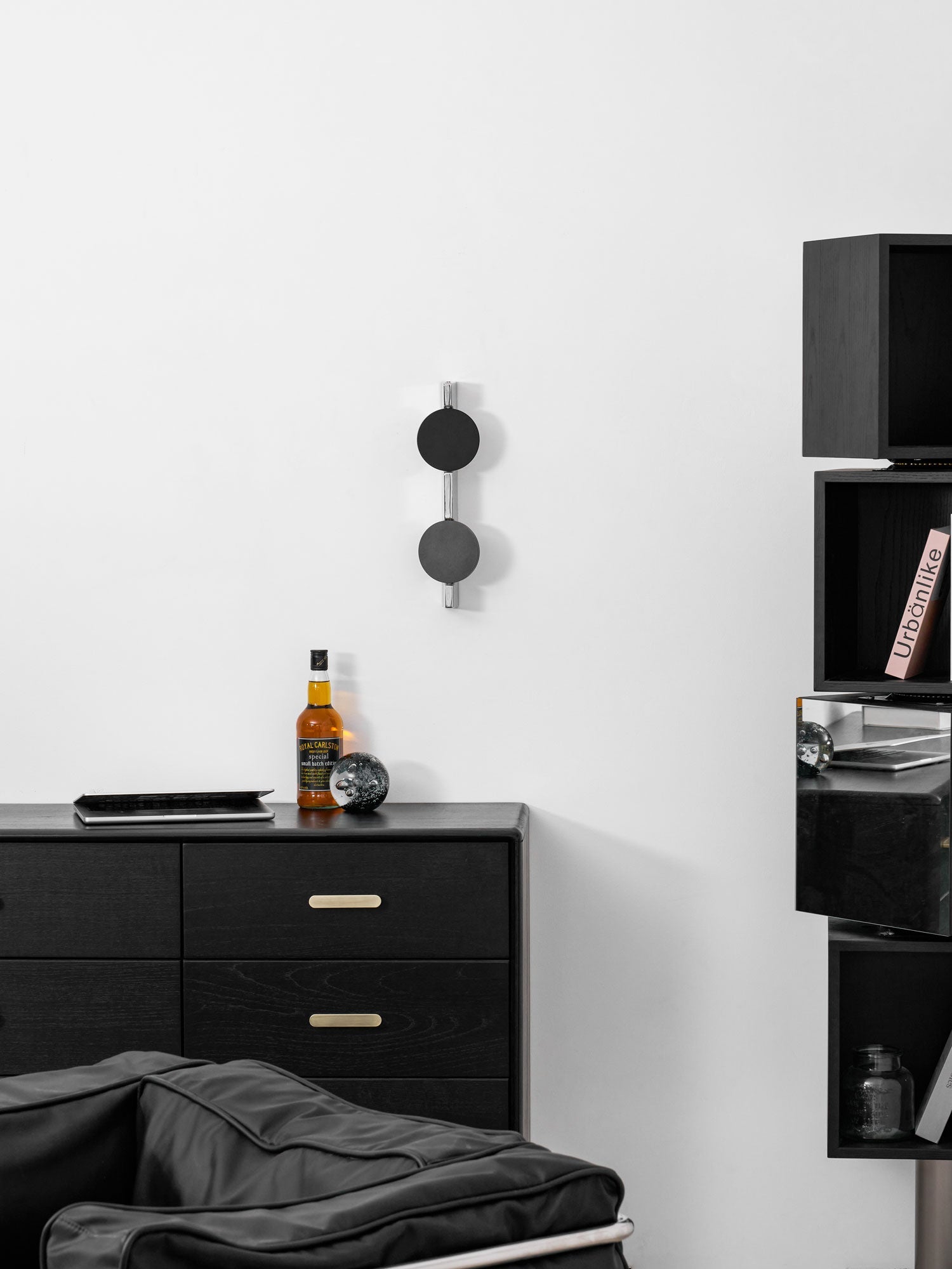 Delaview Kinetic Shadow Indoor Wall Light