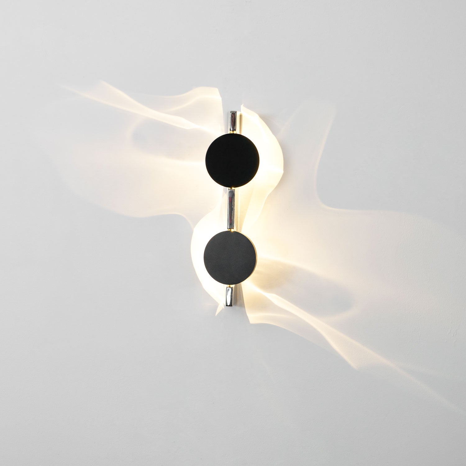 Delaview Kinetic Shadow Indoor Wall Light