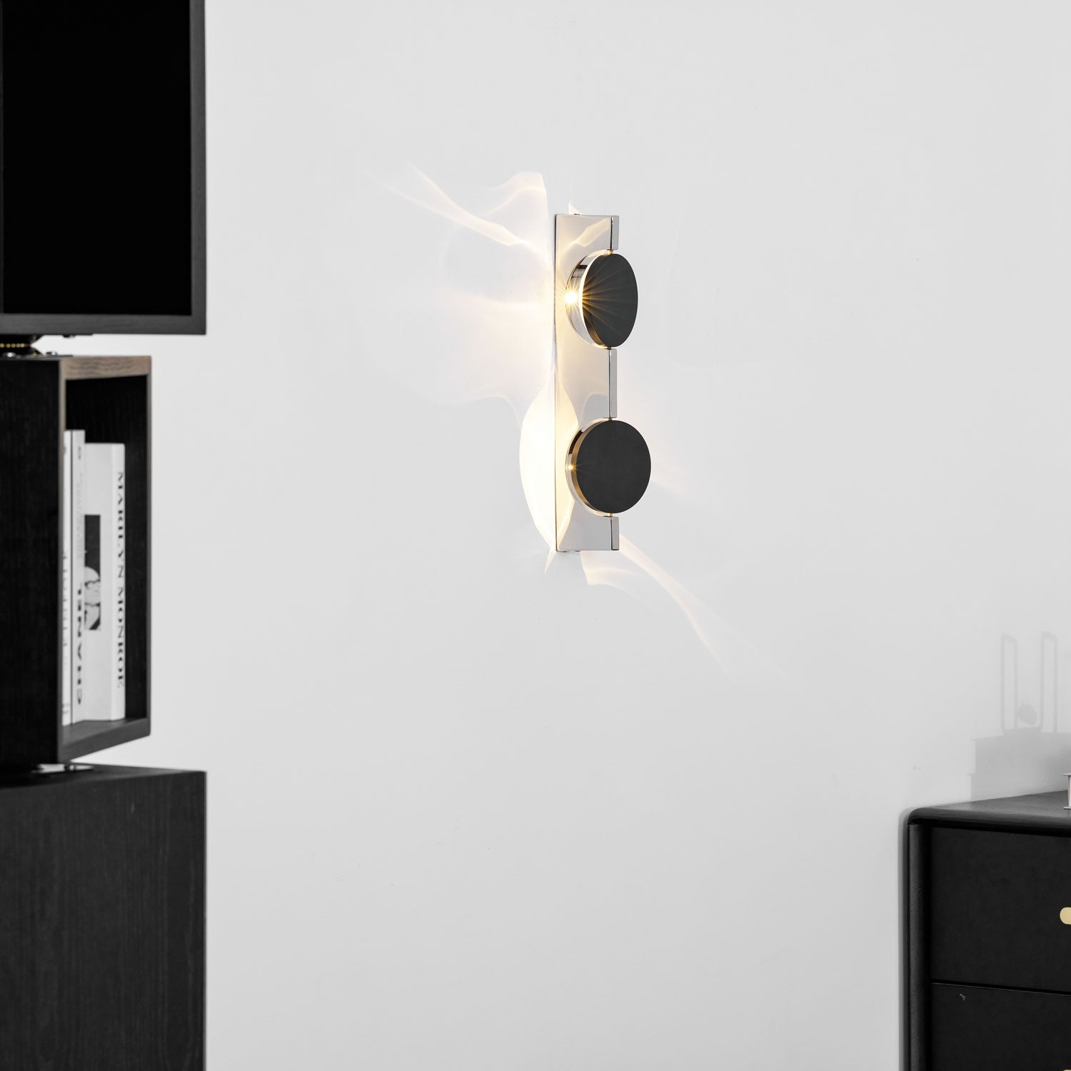 Delaview Kinetic Shadow Indoor Wall Light