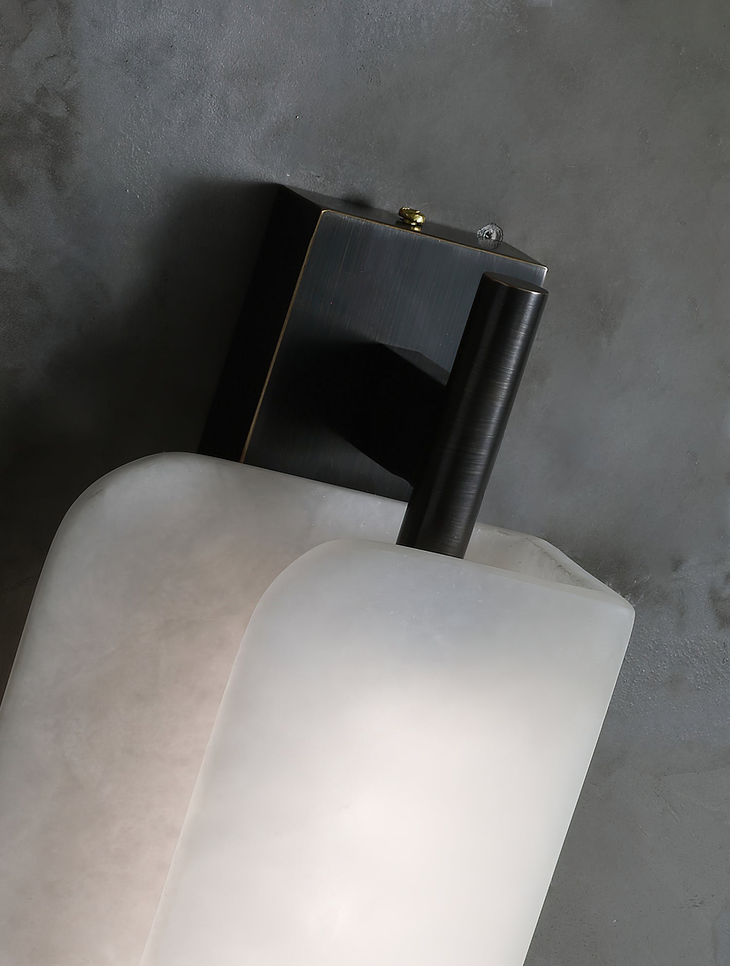 Cenore Wall Lamp