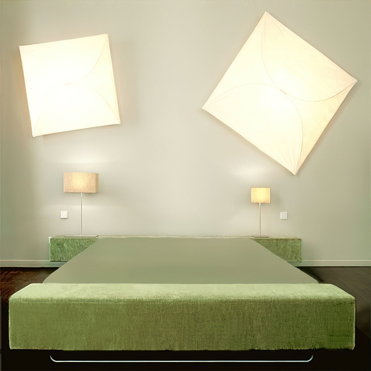 Evsoriel White Wall Light
