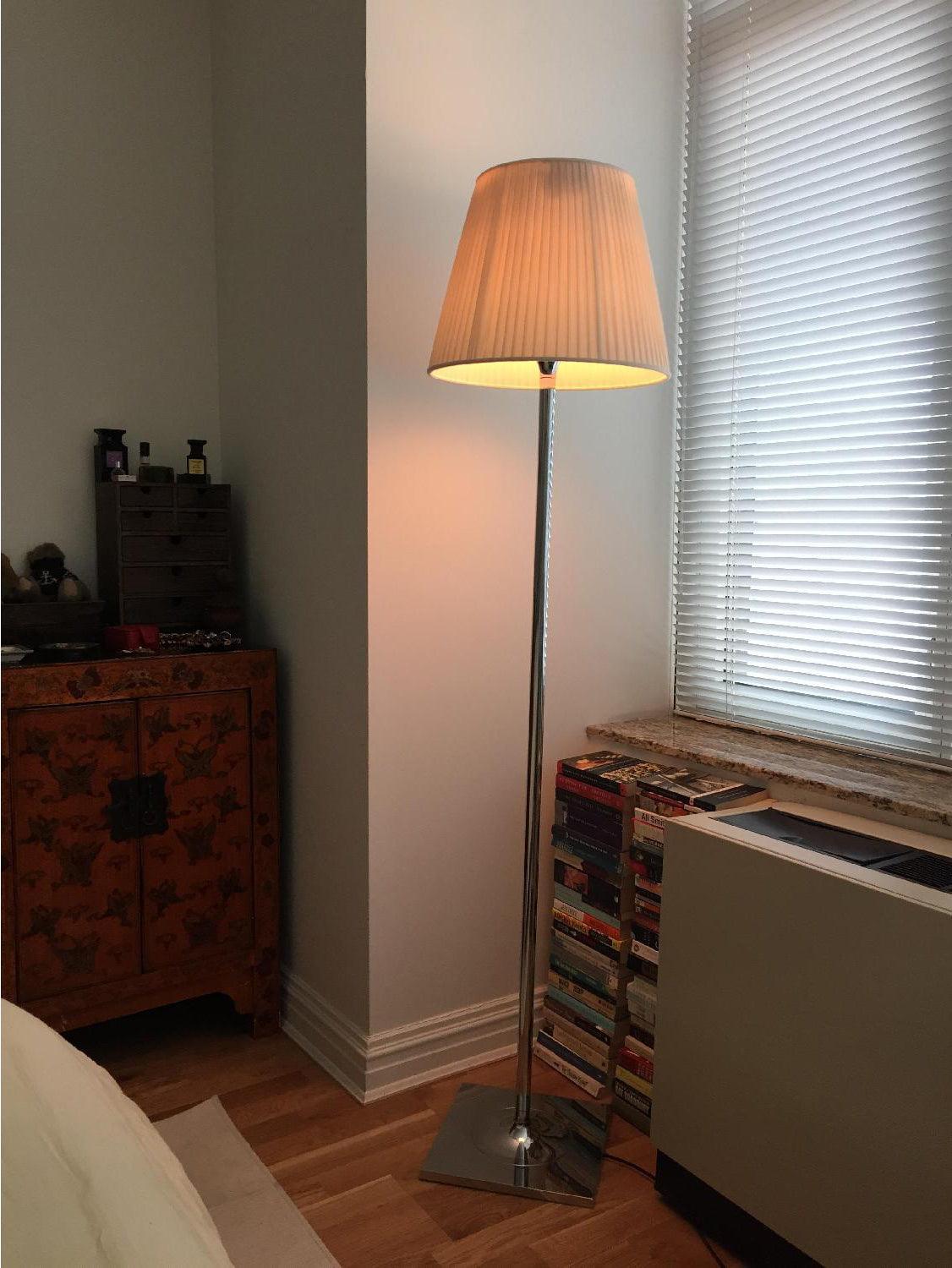 Garlan Modern Acrylic Floor Lamp