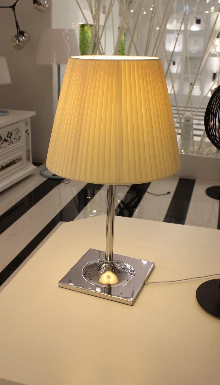 Bravon Plastic Table Lamp