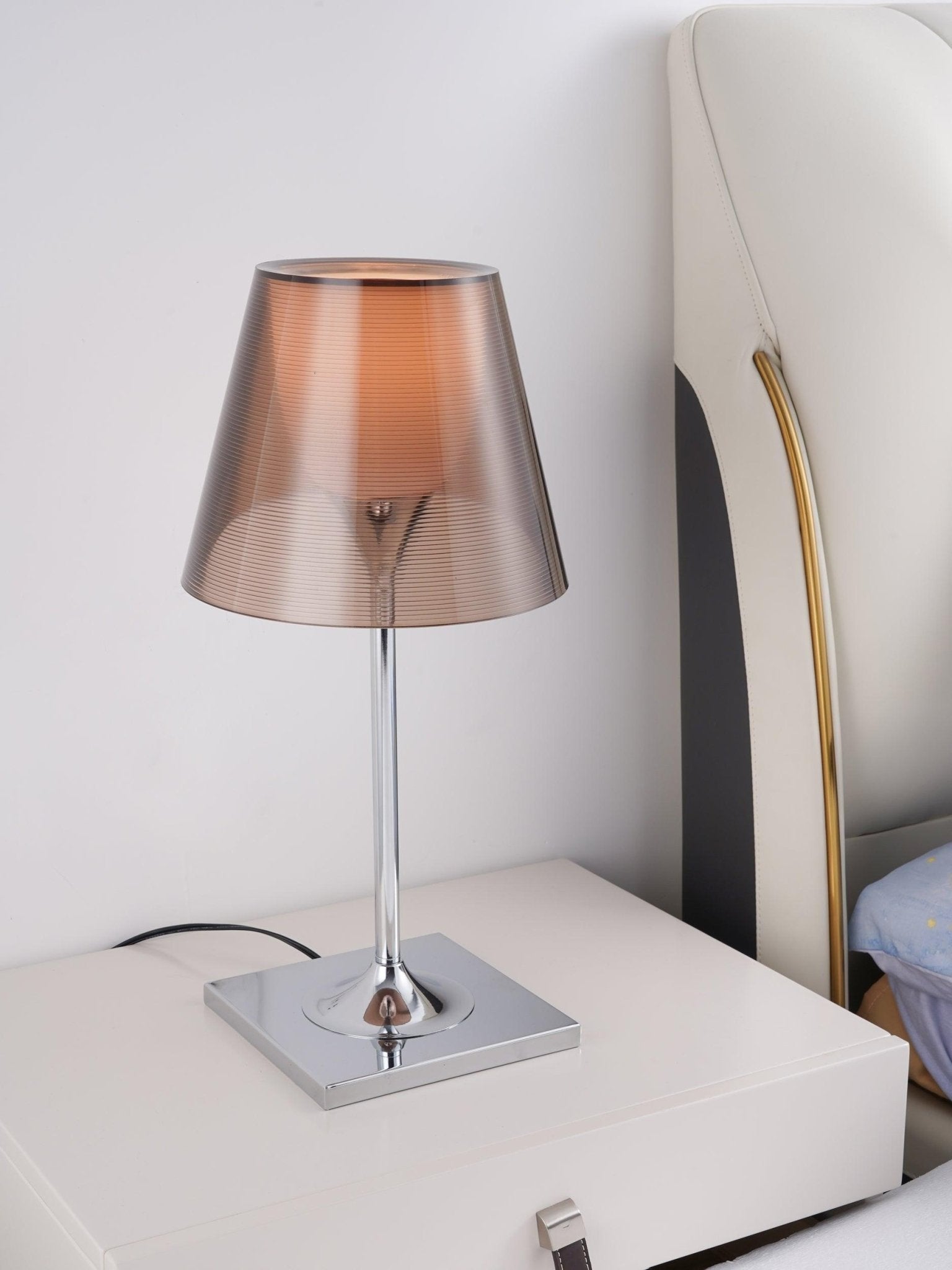 Bravon Plastic Table Lamp