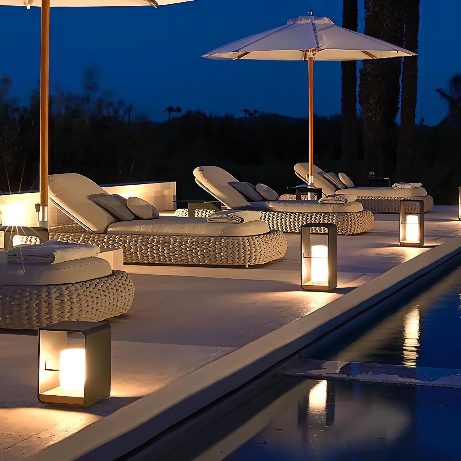 Cian Modern Outdoor Light