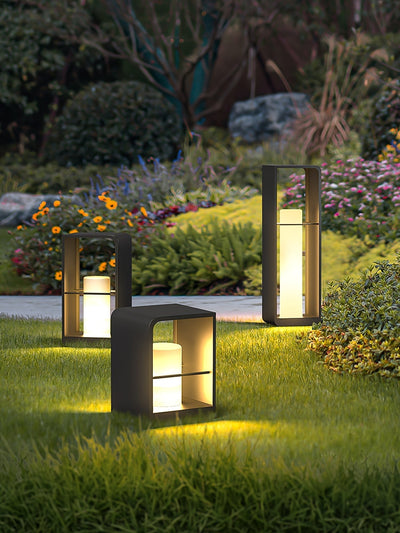 Reninian Minimalist Outdoor Light