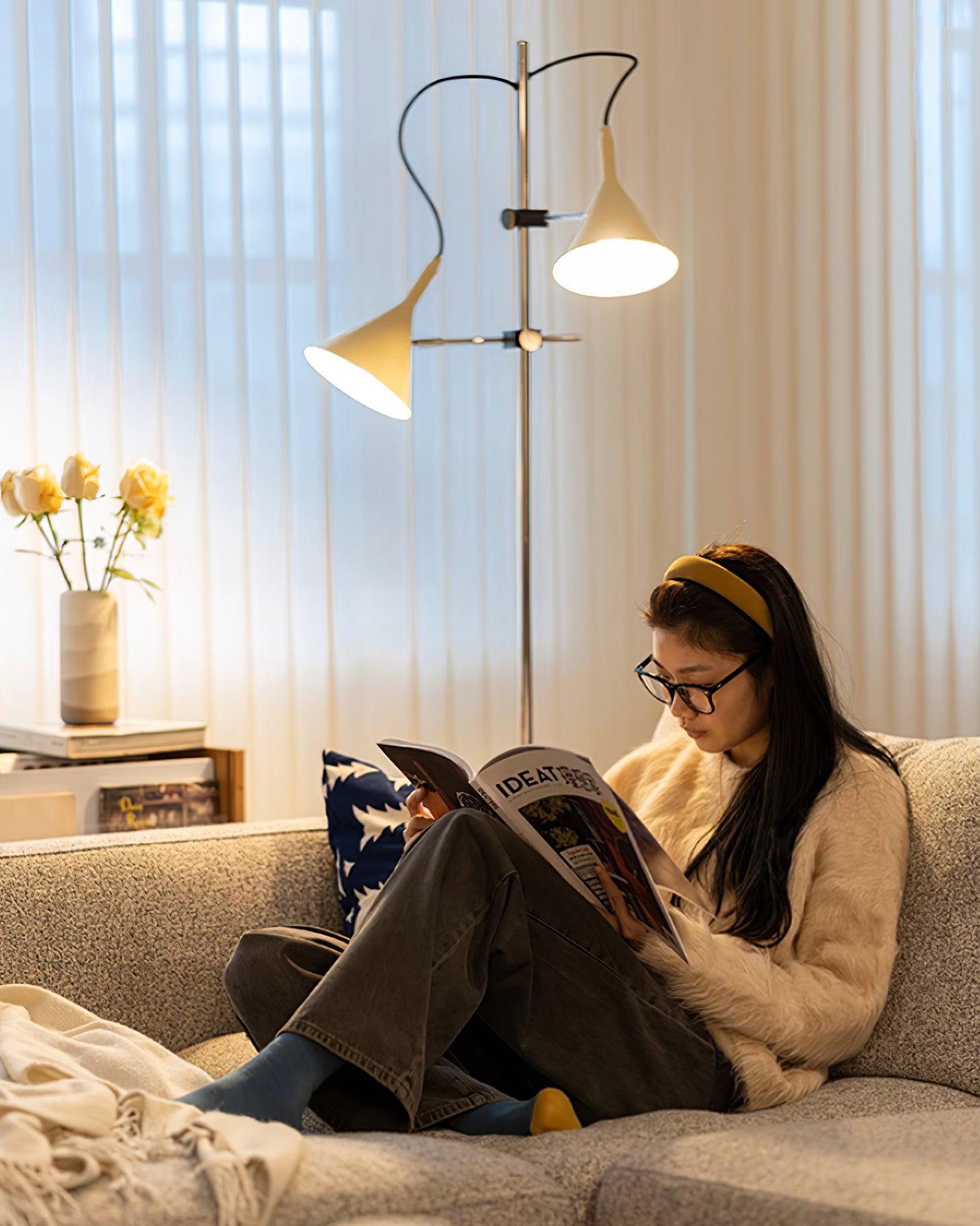 Elys Modern Floor Lamp