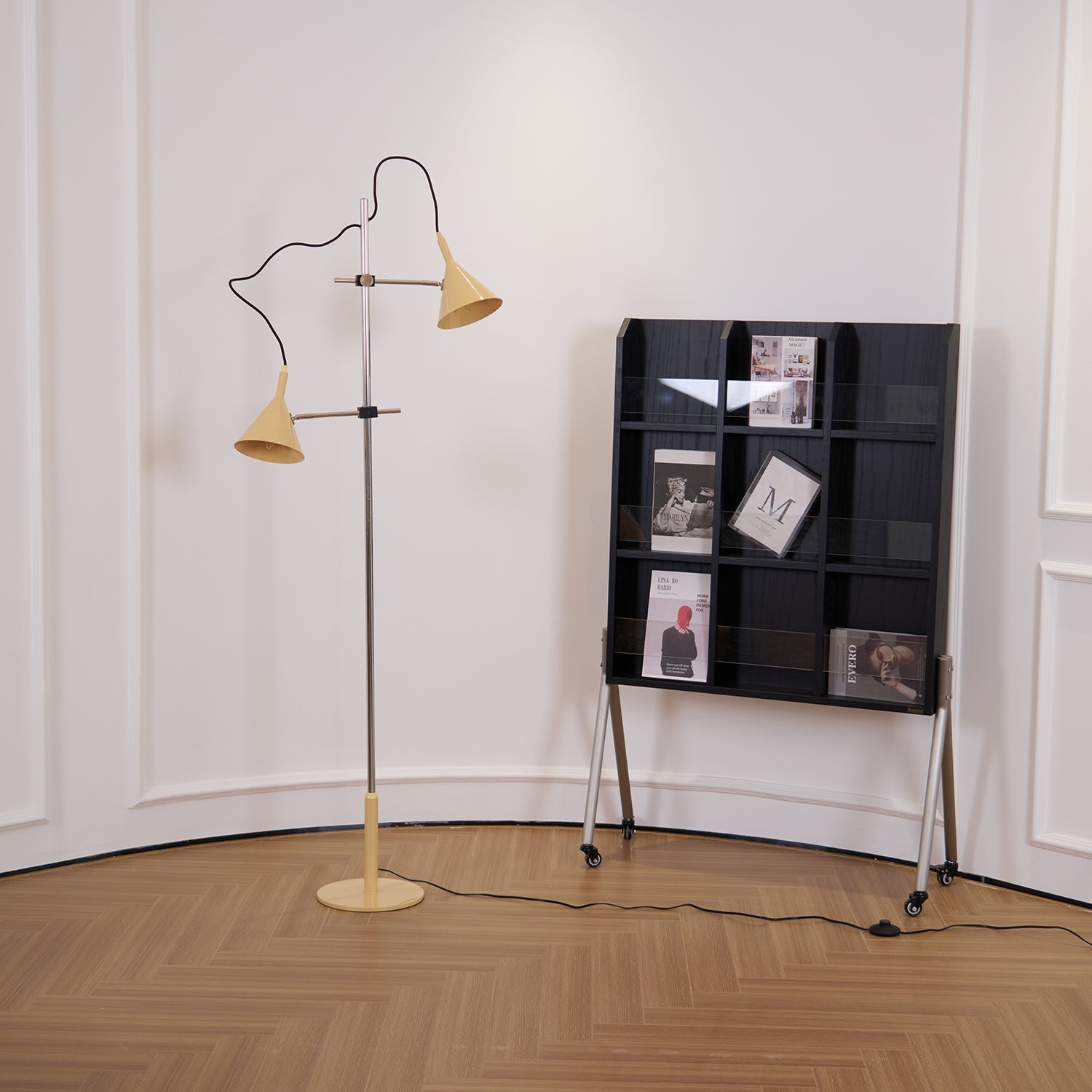 Elys Modern Floor Lamp