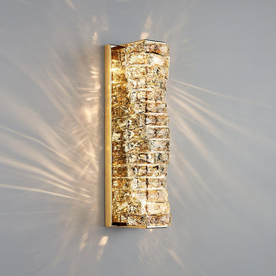 Ilvelia Postmodern Luxury Crystal Wall Light