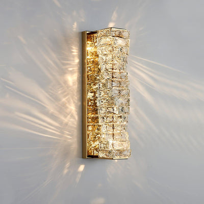 Ilvelia Postmodern Luxury Crystal Wall Light