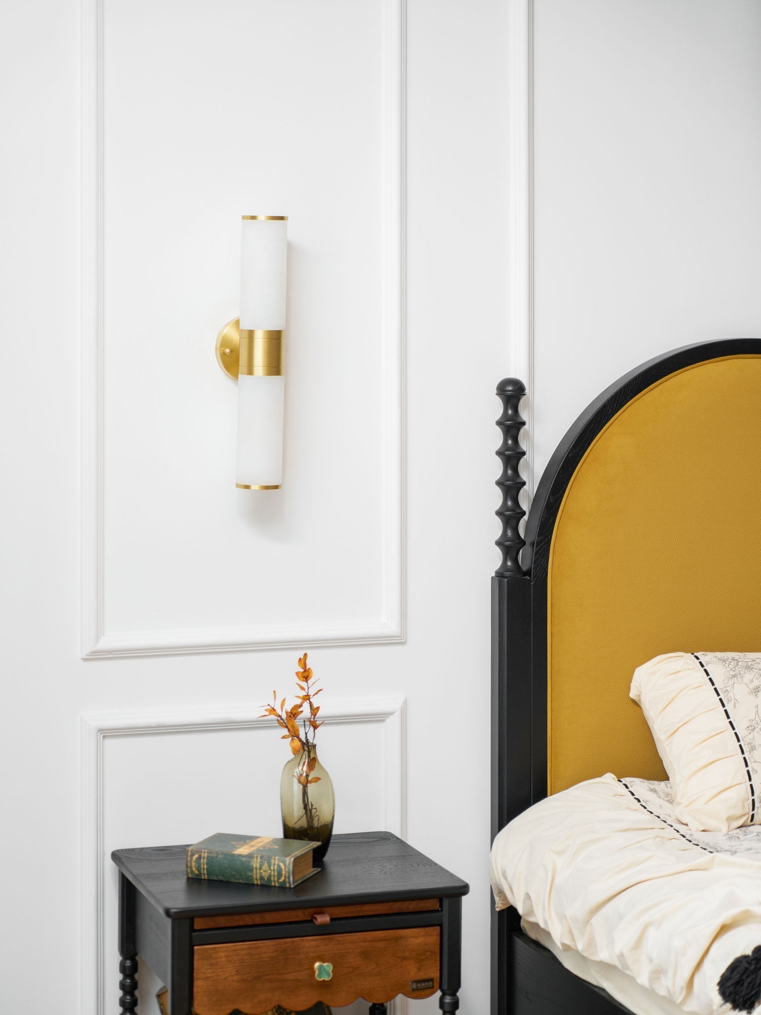 Lucian Alabaster Wall Lamp