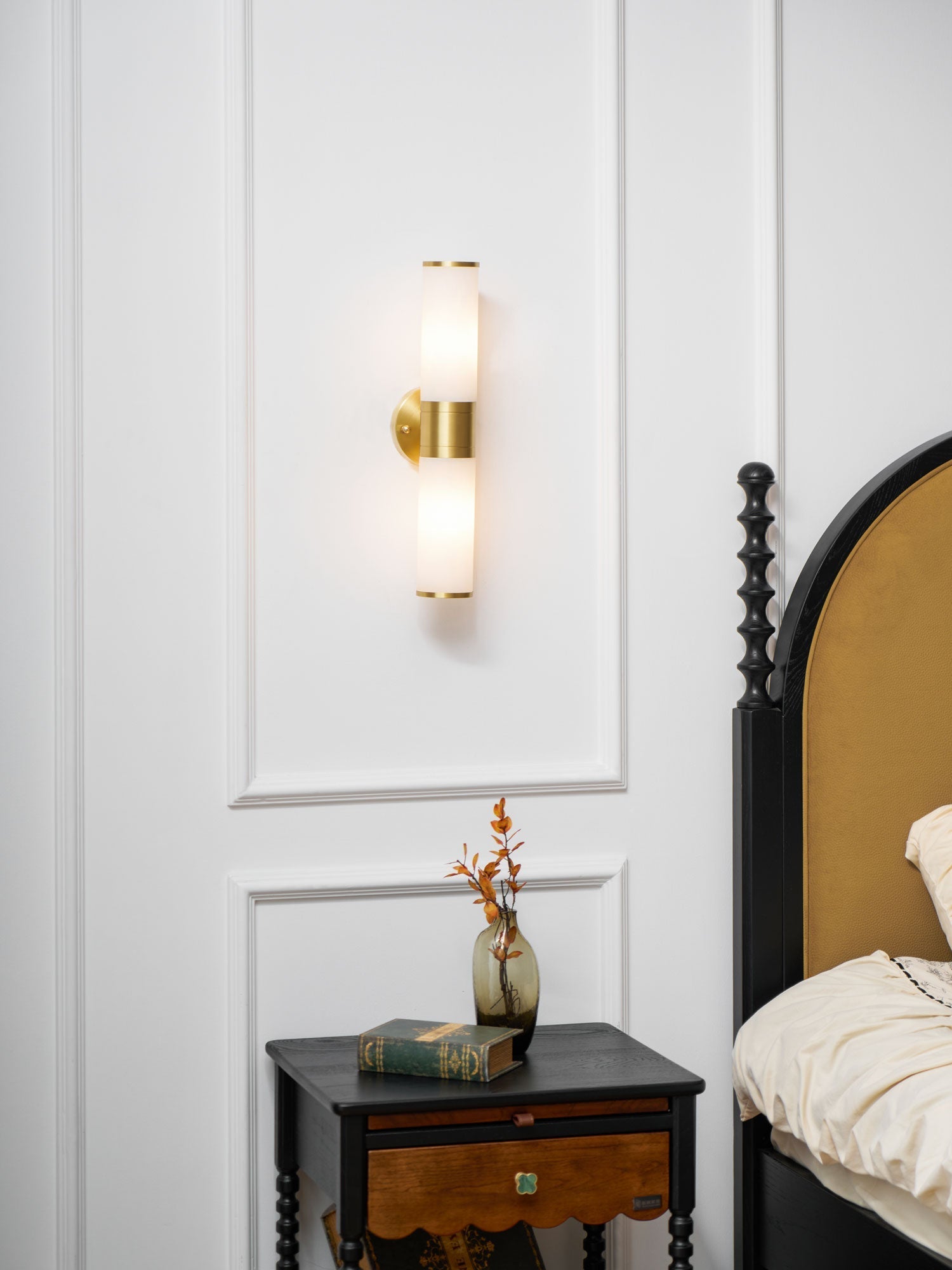 Lucian Alabaster Wall Lamp
