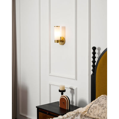 Olvynis Wall Lamp
